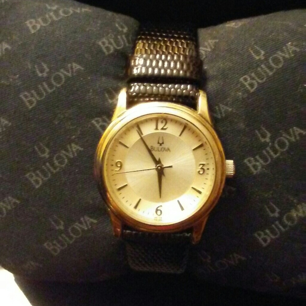 🎈Sold🎈Bulova Women's Watch